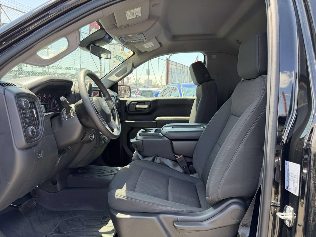 Used 2024 Chevrolet Silverado 1500 W/T w/ WT Value Package AWD/4WD image 18
