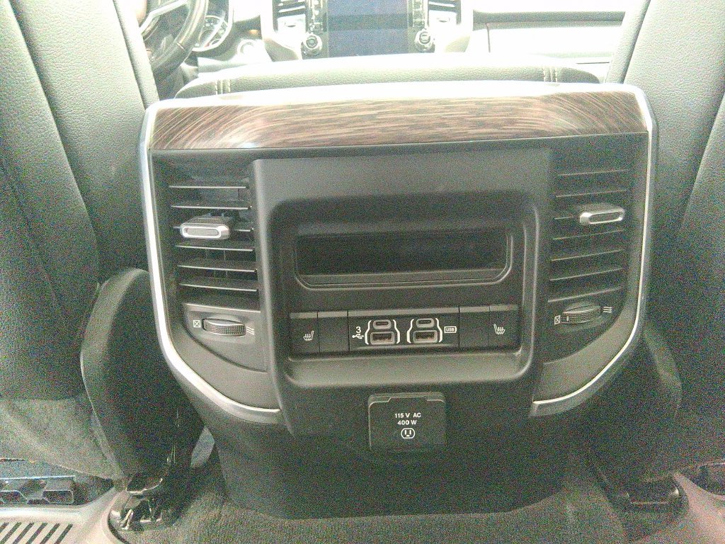 Used 2020 RAM 1500 Laramie AWD/4WD image 13