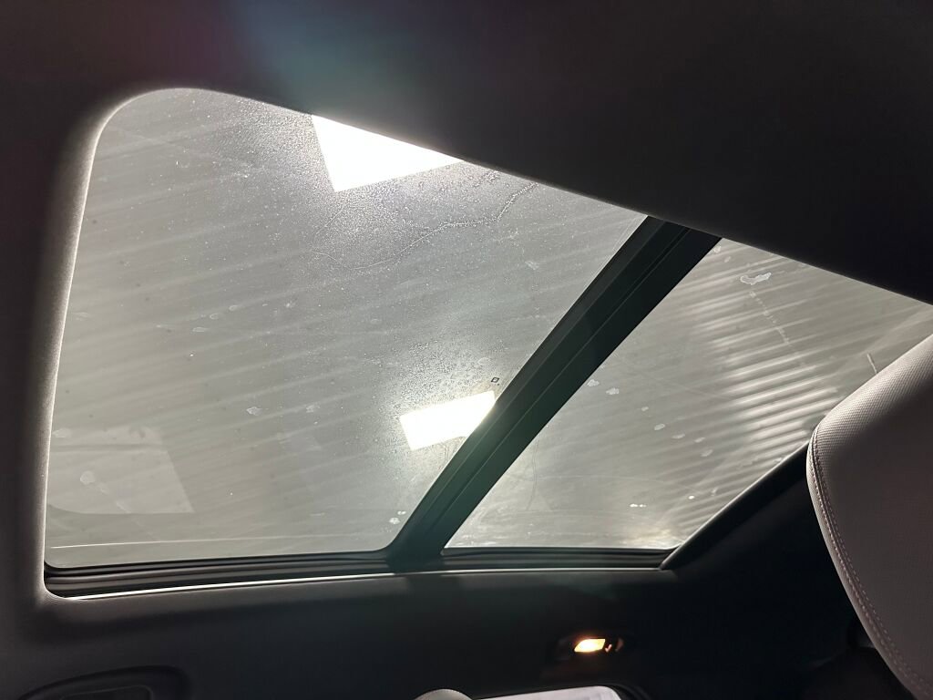 Used 2023 Chevrolet TrailBlazer RS w/ Sun and Liftgate Package image 20