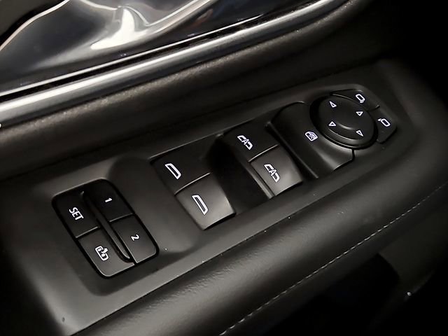 Used 2021 Chevrolet Suburban LT RWD image 26