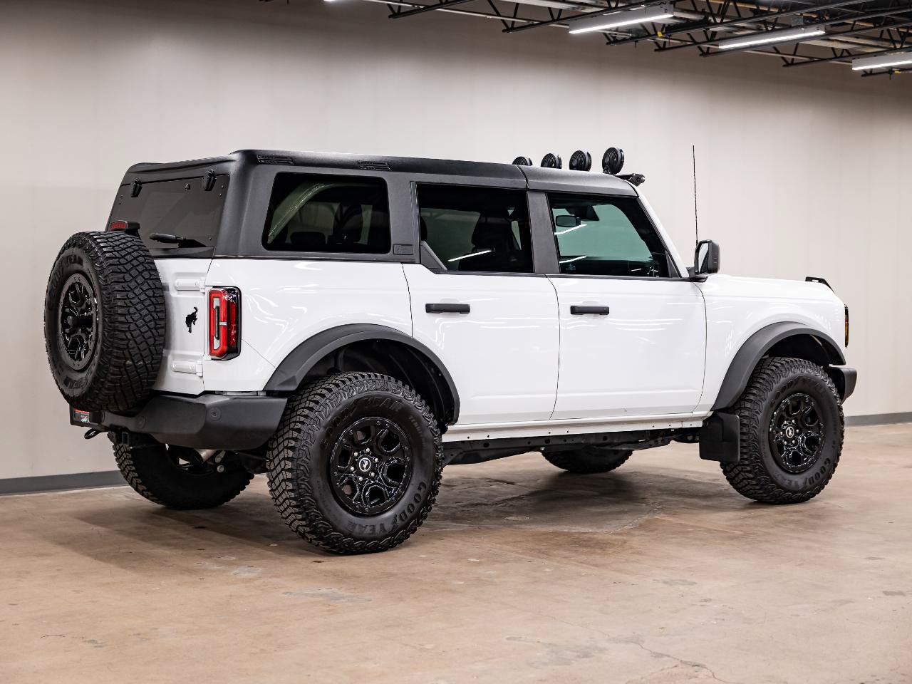 Used 2023 Ford Bronco Wildtrak AWD/4WD image 36