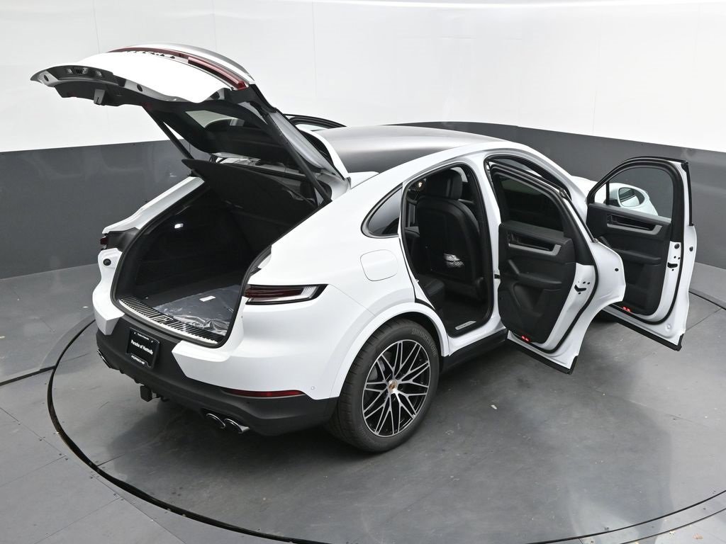 New 2026 Porsche Cayenne Coupe image 42