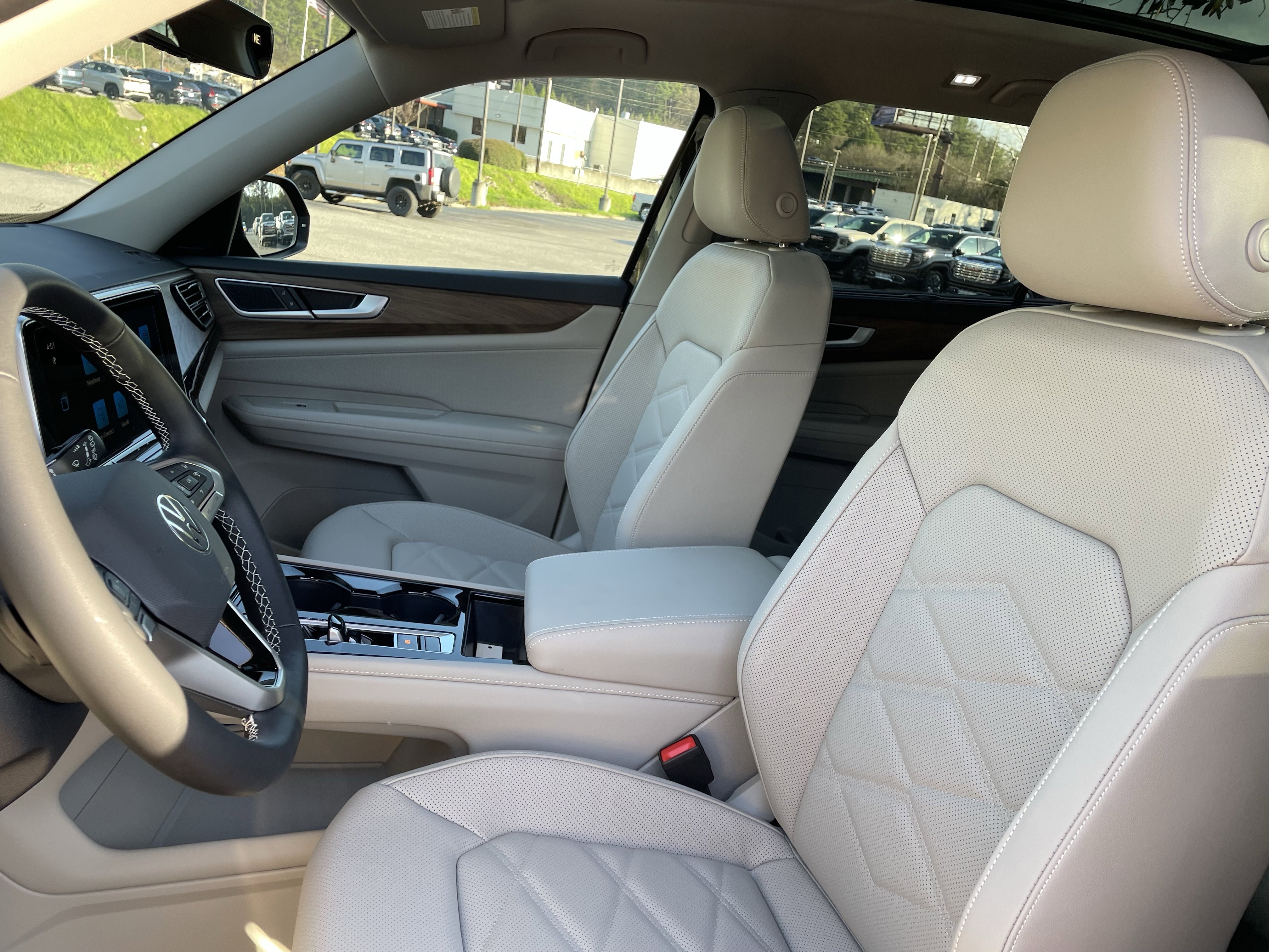 New 2026 Volkswagen Atlas SE image 15