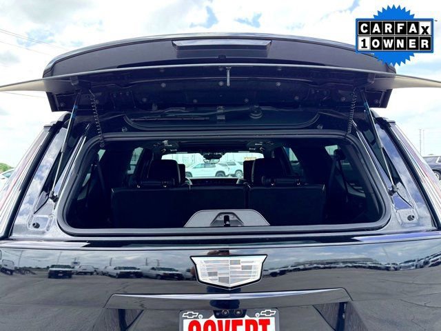 Used 2025 Cadillac Escalade ESV Sport Platinum AWD/4WD image 8