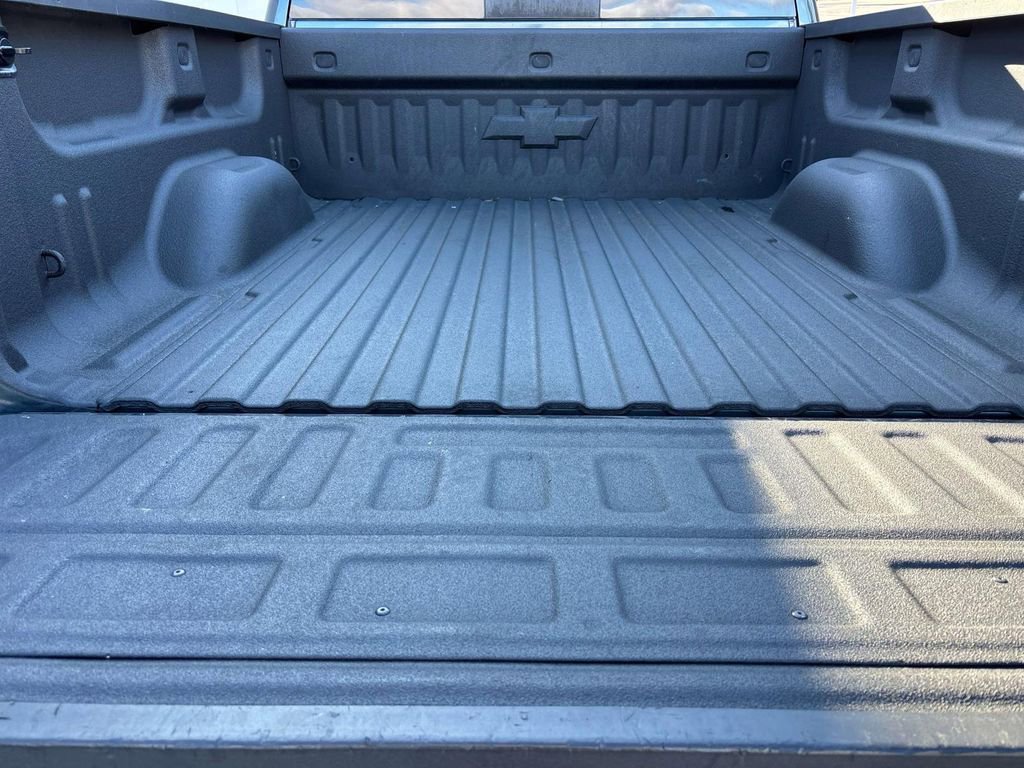 Used 2017 Chevrolet Silverado 1500 High Country image 6