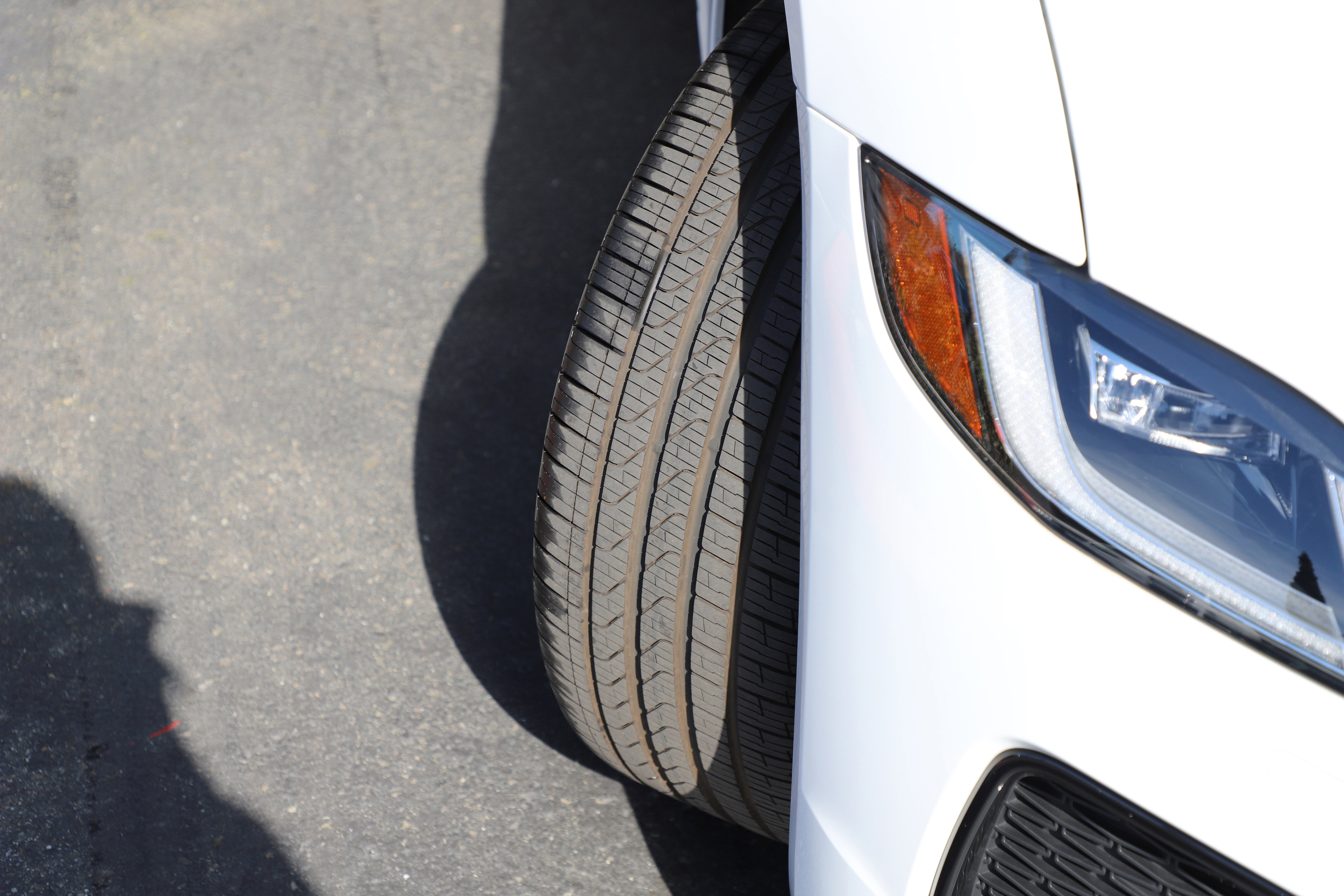 New 2024 Jaguar XF R-Dynamic SE image 3