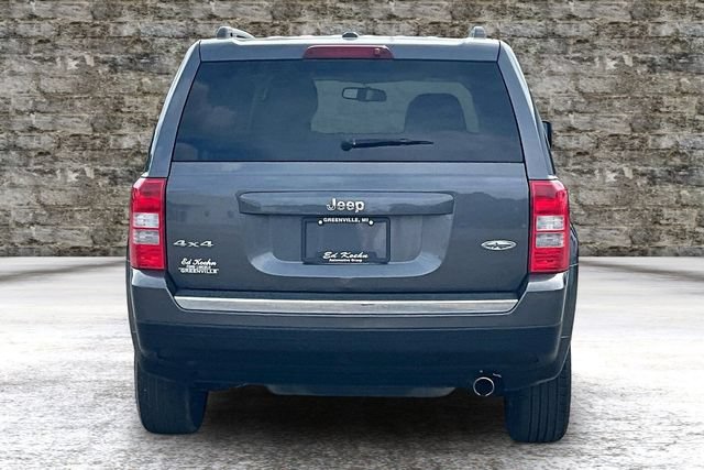 Used 2017 Jeep Patriot High Altitude AWD/4WD image 5