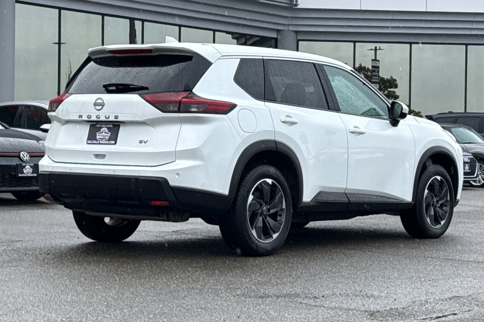 Certified 2024 Nissan Rogue SV FWD image 5