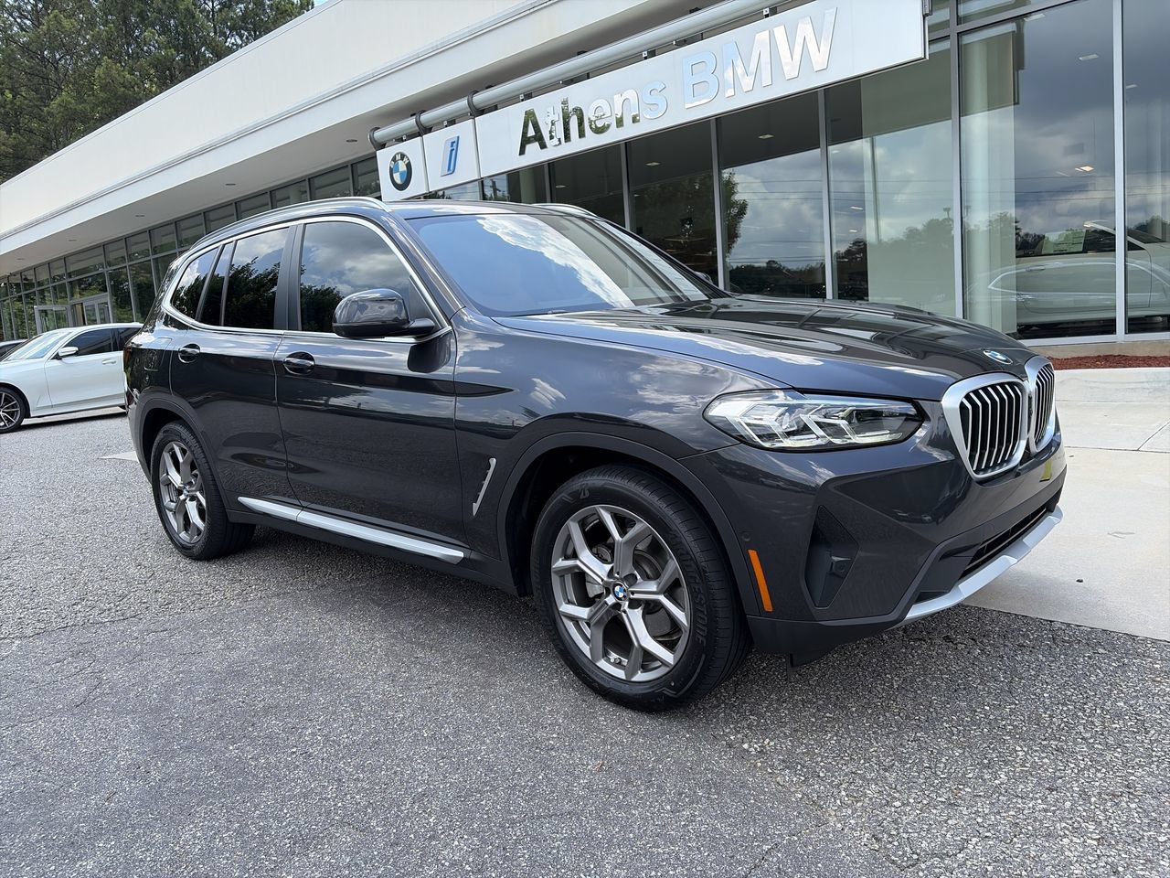 Used 2023 BMW X3 xDrive30i w/ Convenience Package w/ZPA AWD/4WD image 2