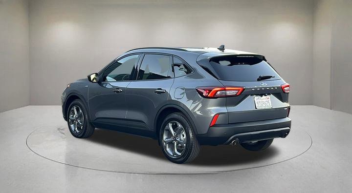 New 2025 Ford Escape ST-Line w/ Equipment Group 301A image 3