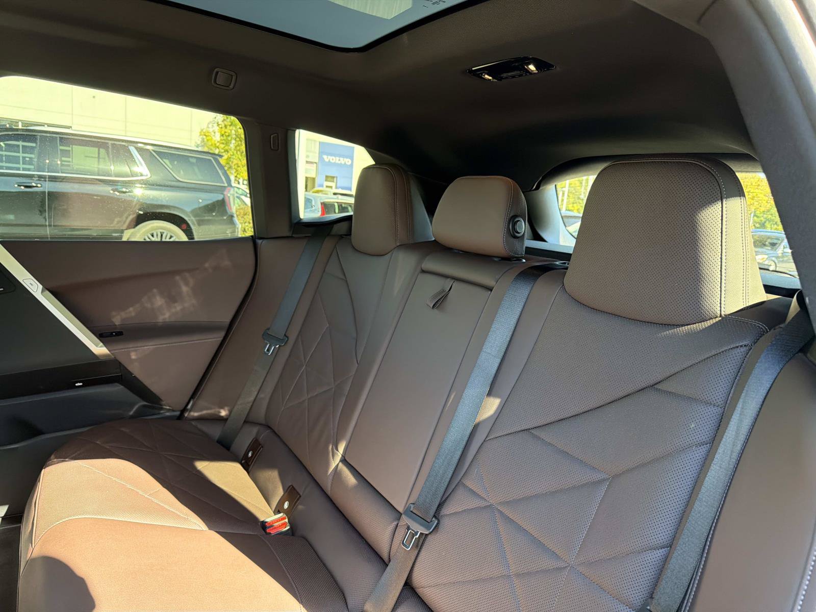 Certified 2024 BMW iX xDrive50 w/ Sport Package AWD/4WD image 24
