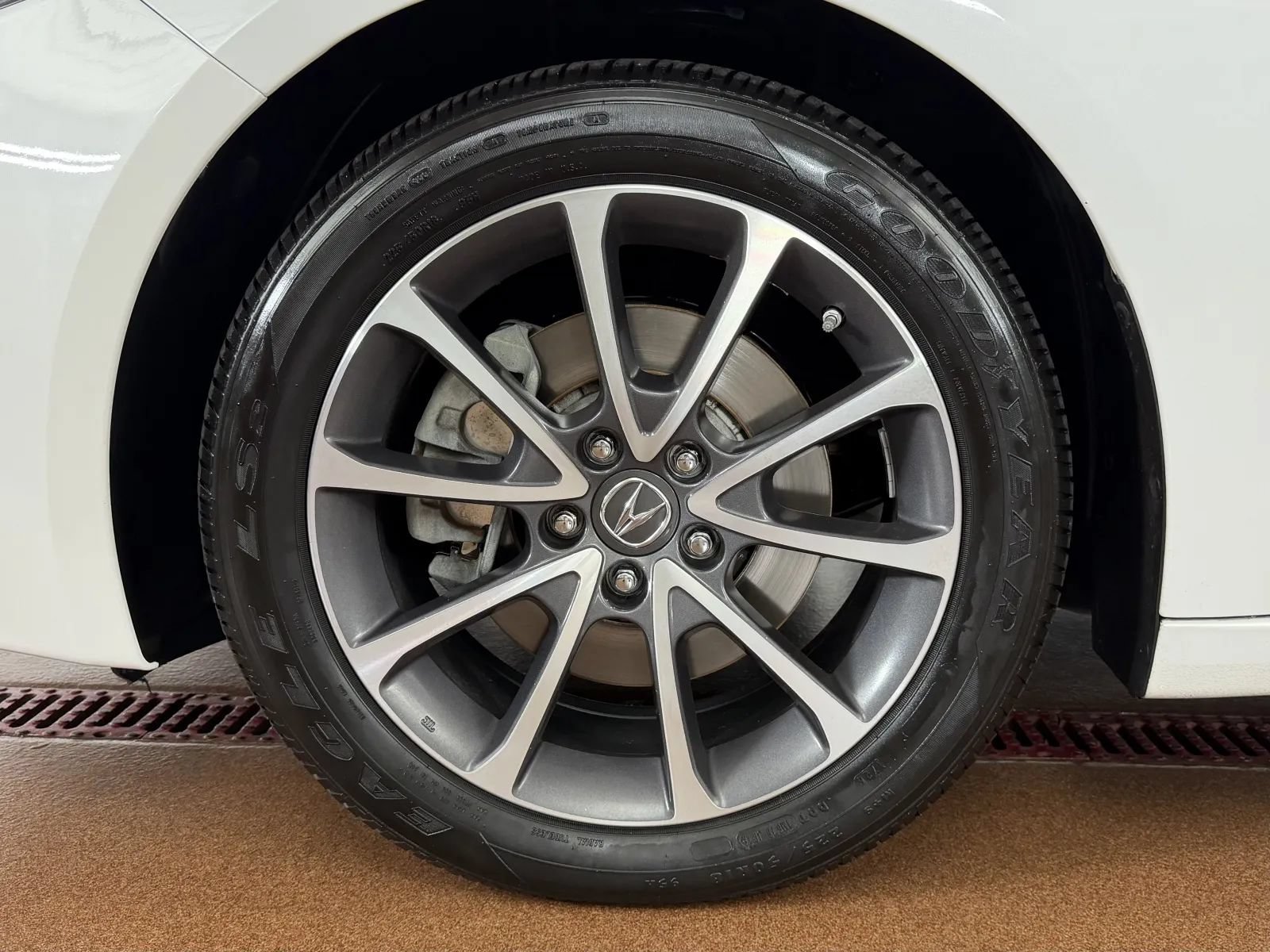 Used 2015 Acura TLX w/ Advance Package FWD image 8