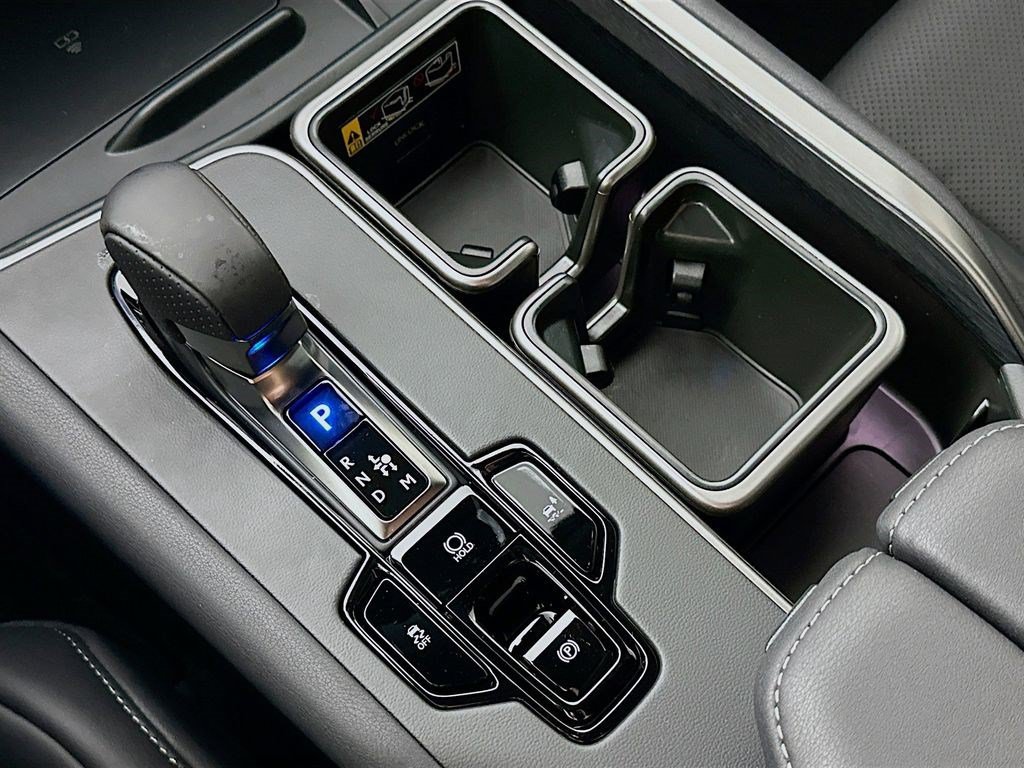 New 2026 Lexus TX 500h AWD image 19