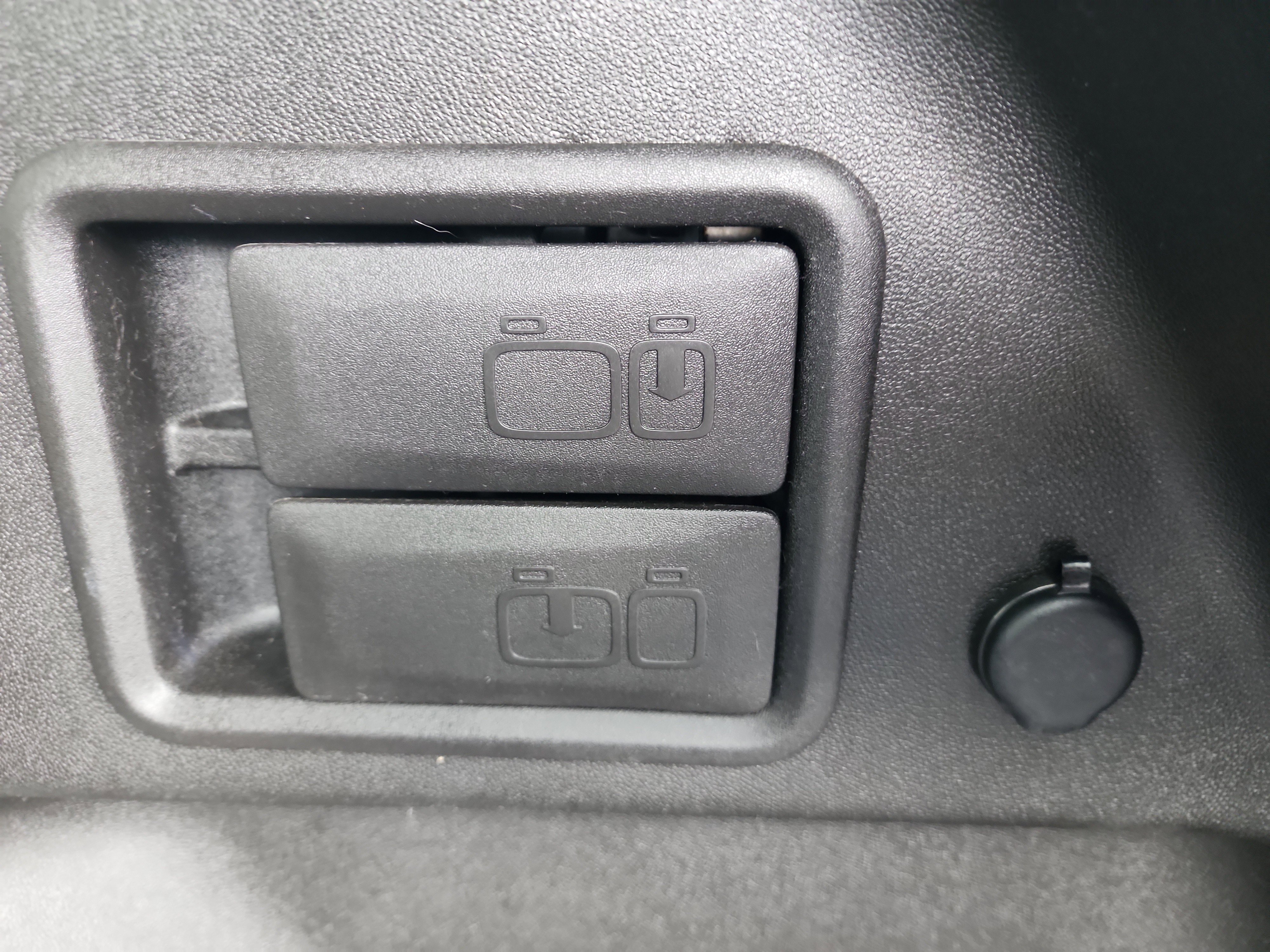 Used 2019 Chevrolet Equinox Premier image 35