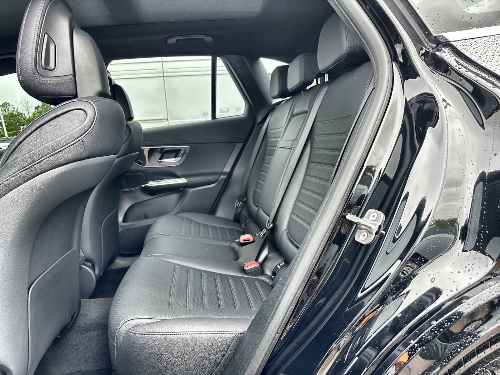 New 2026 Mercedes-Benz GLC 300 4MATIC image 4