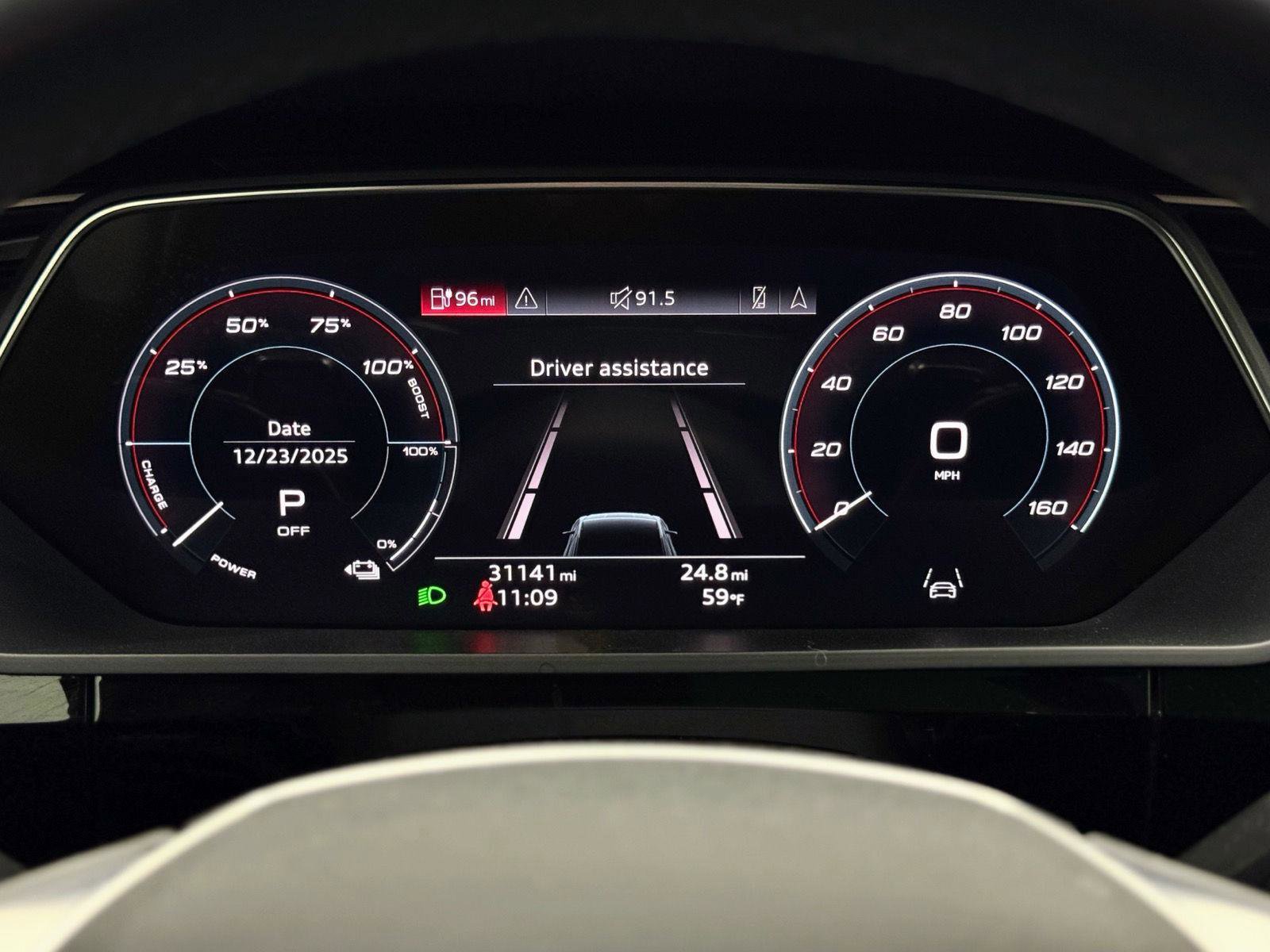 Used 2022 Audi e-tron Premium w/ Convenience Plus Package image 21