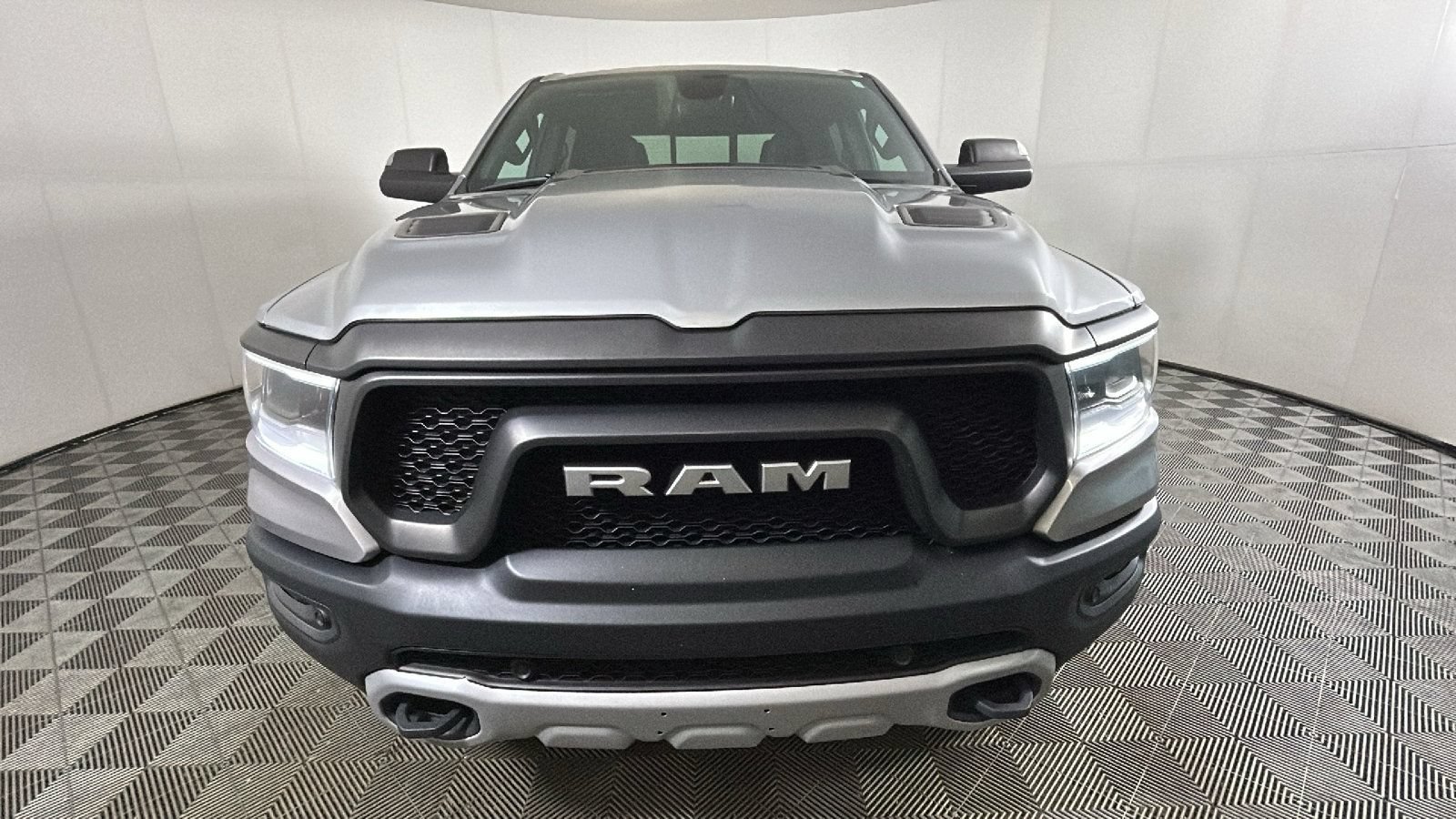 Used 2020 RAM 1500 Rebel w/ Rebel Level 1 Equipment Group AWD/4WD image 9