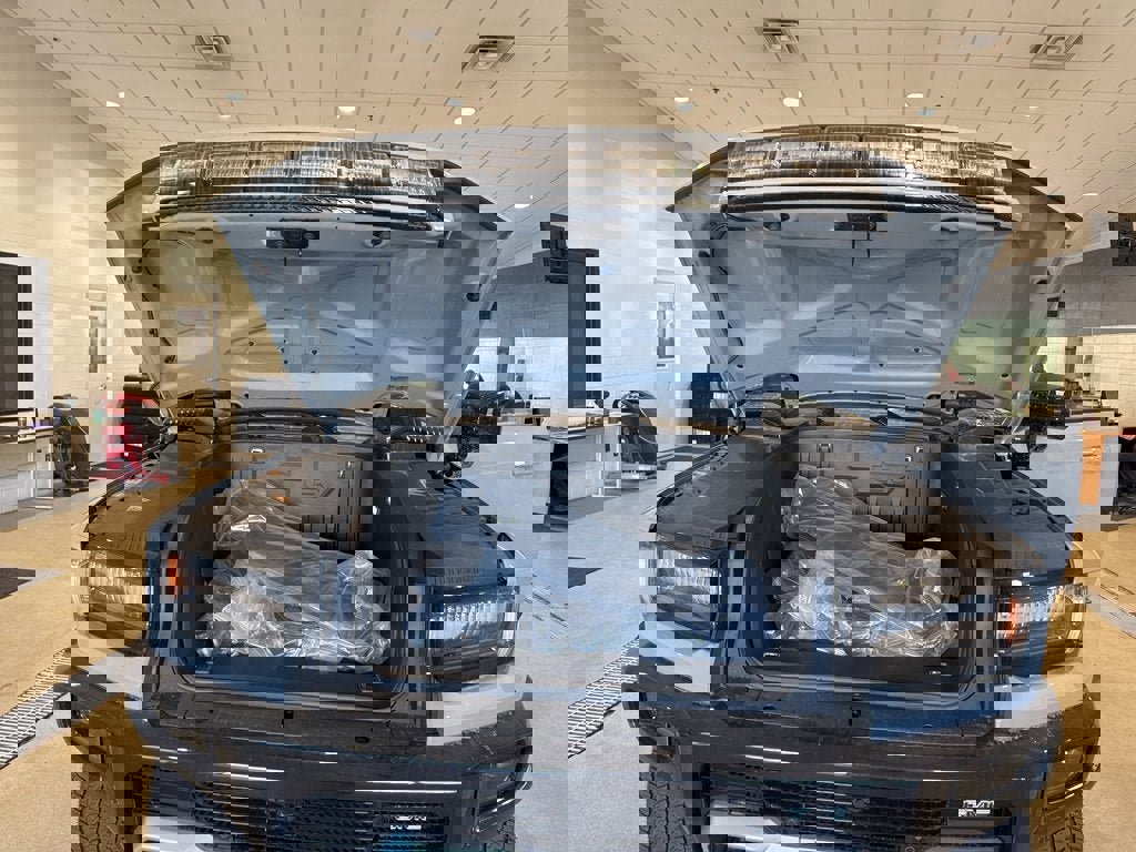 New 2026 GMC Hummer EV 4x4 Crew Cab image 10