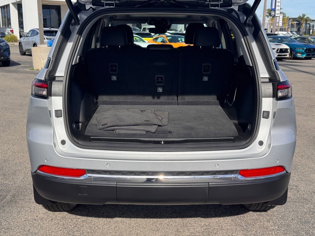 Used 2023 Jeep Grand Cherokee Limited w/ MOPAR Finishing Package image 13