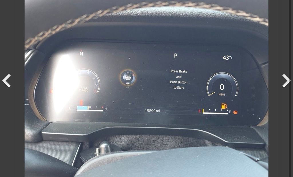 Used 2024 Jeep Grand Cherokee Laredo X AWD/4WD image 18