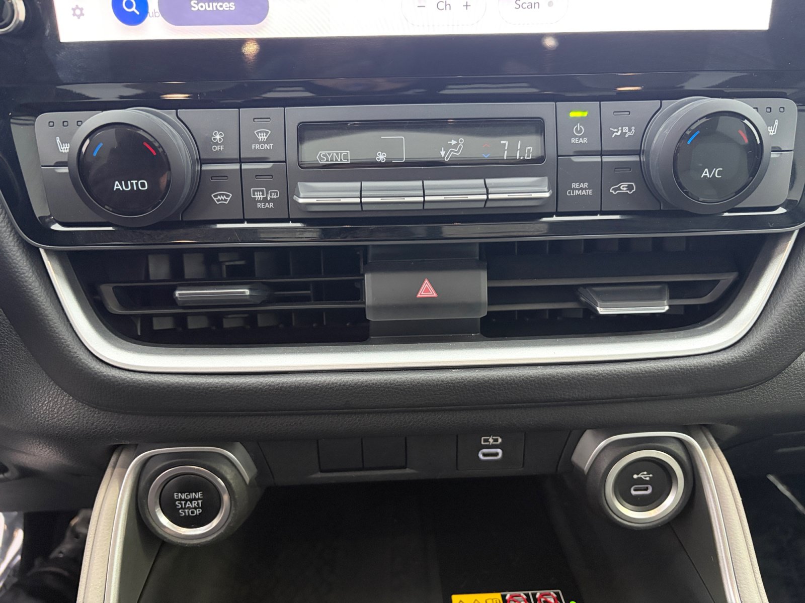 Used 2024 Toyota Grand Highlander FWD image 21