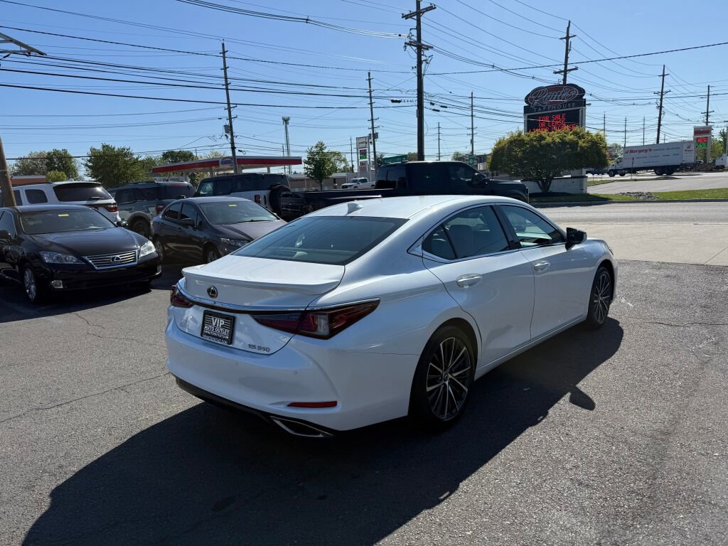 Used 2023 Lexus ES 350 w/ Premium Package FWD image 7