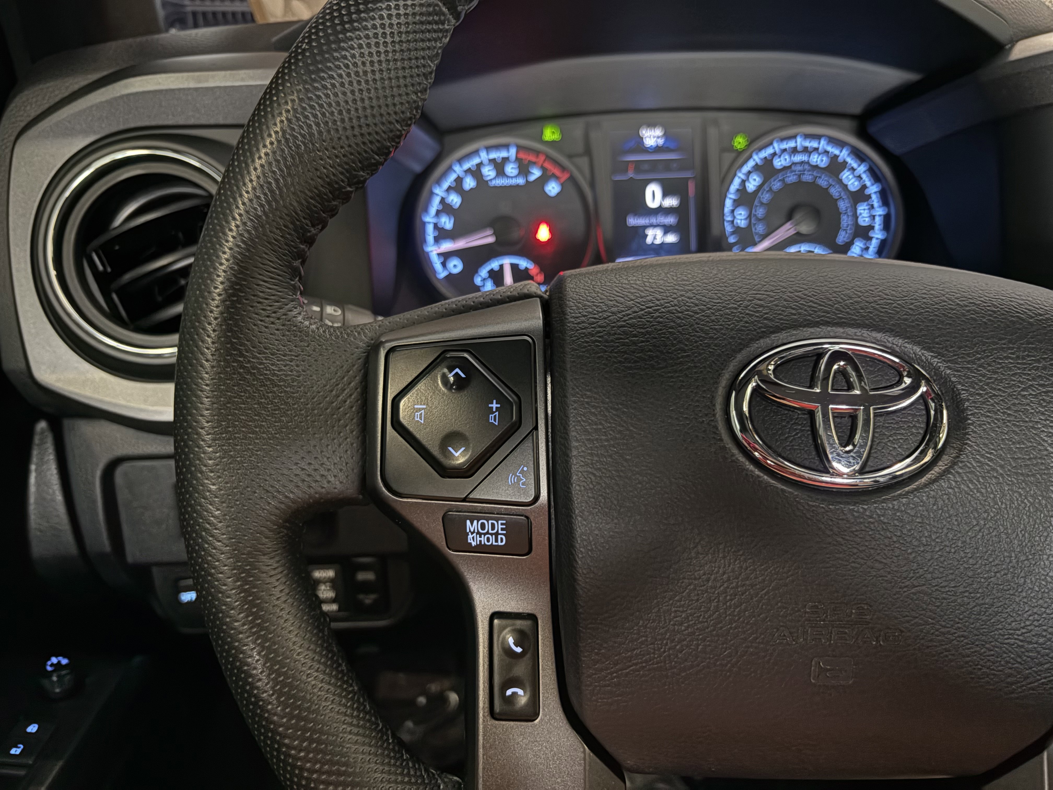 Used 2021 Toyota Tacoma TRD Off-Road AWD/4WD image 23