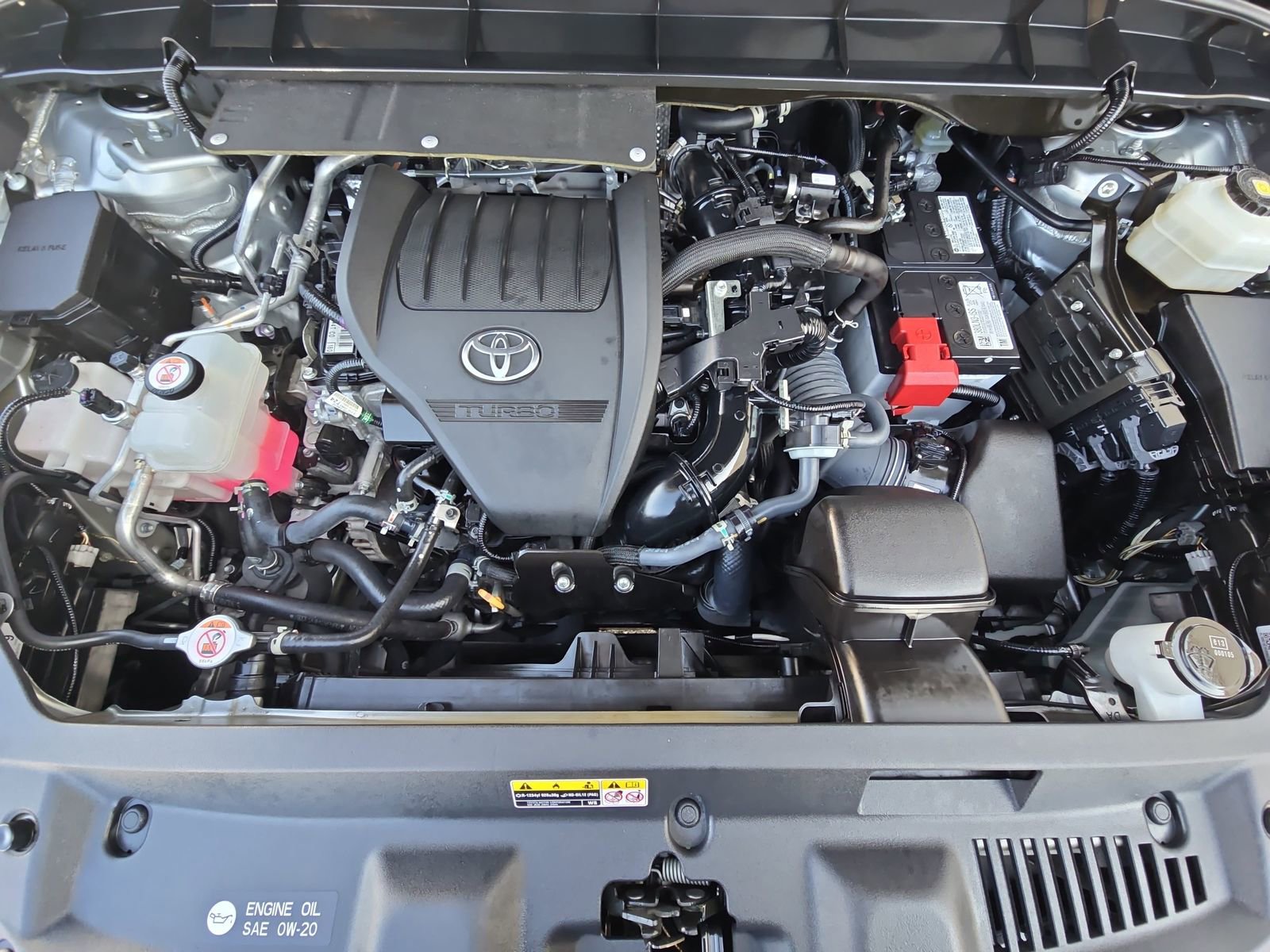 Used 2023 Toyota Highlander XLE image 40