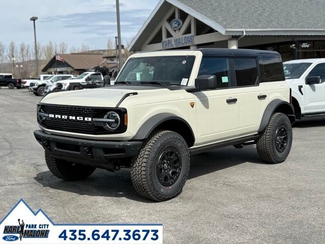 New 2026 Ford Bronco Badlands AWD/4WD image 1