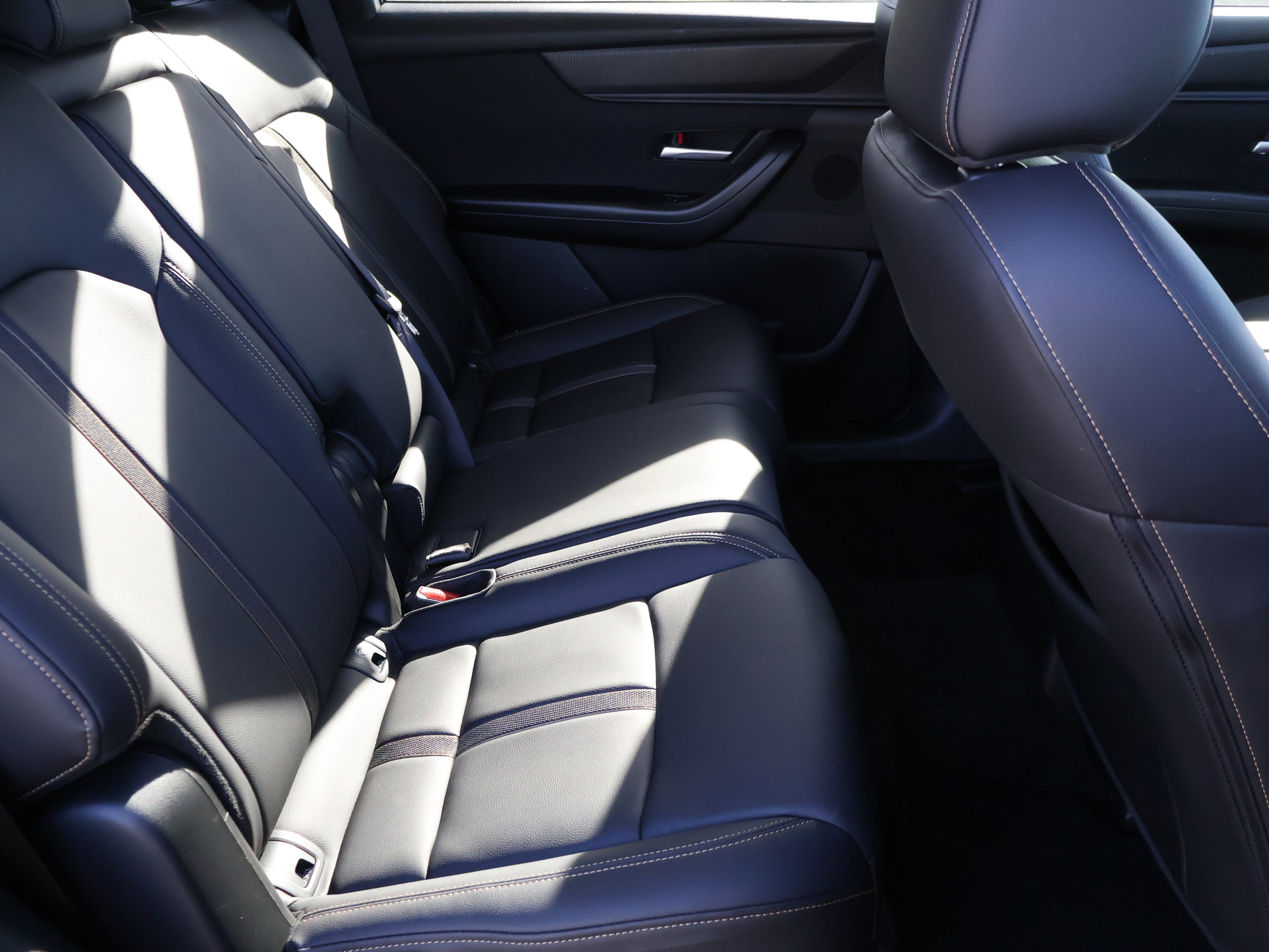 Certified 2025 MAZDA CX-90 3.3 Turbo w/ Select Package image 14