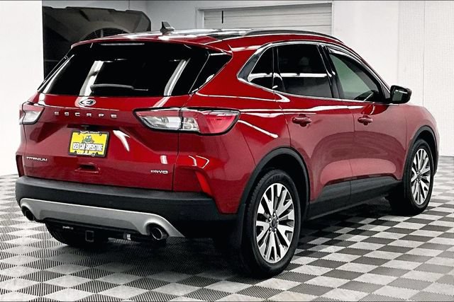 Used 2021 Ford Escape Titanium AWD/4WD image 13