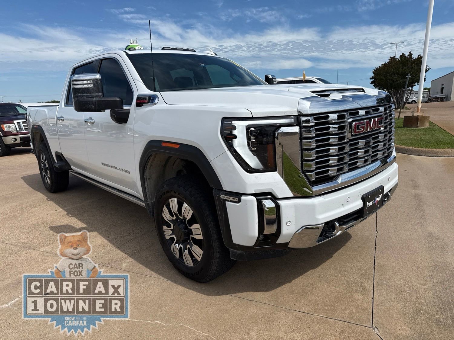 Used 2025 GMC Sierra 2500 Denali w/ Denali Reserve Package AWD/4WD image 1