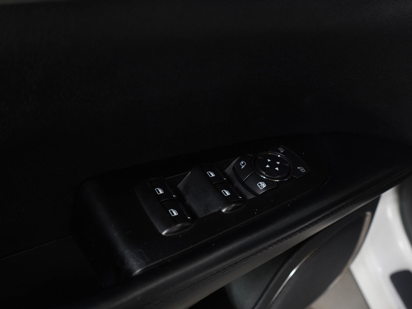 Used 2016 Lincoln MKX Premiere AWD/4WD image 20