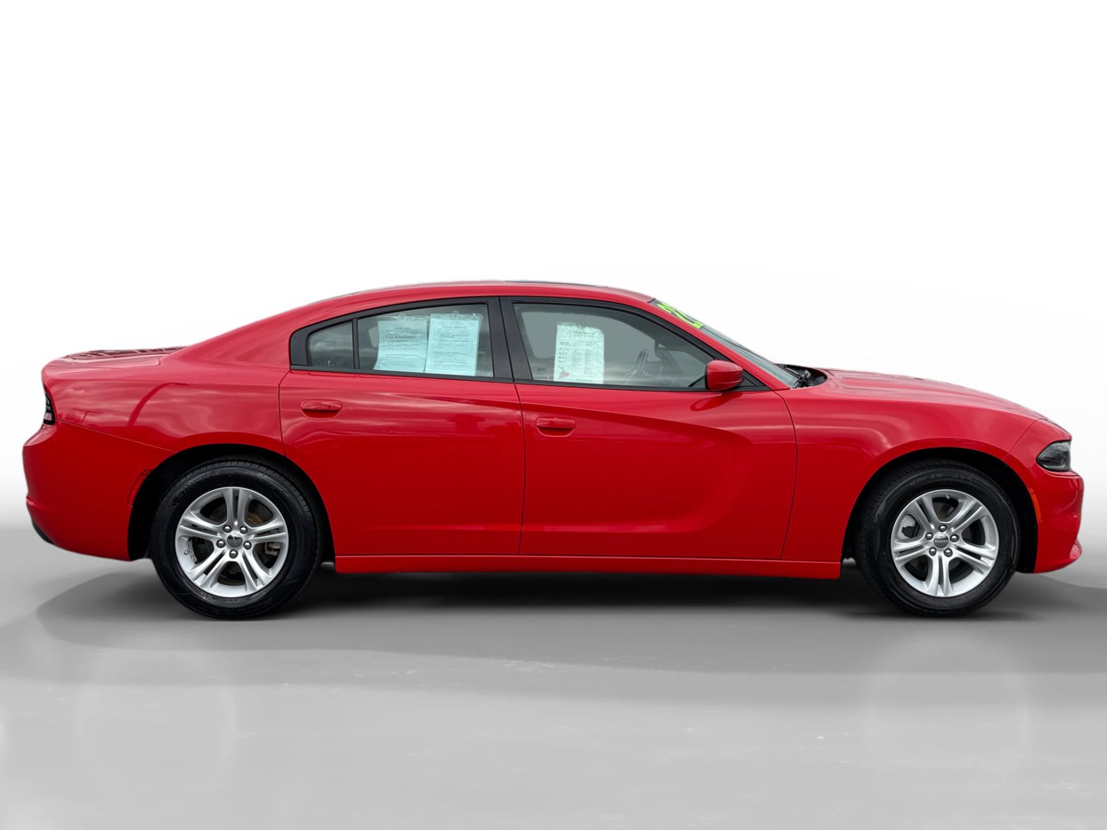 Used 2022 Dodge Charger SXT w/ Leather Interior Group RWD image 6