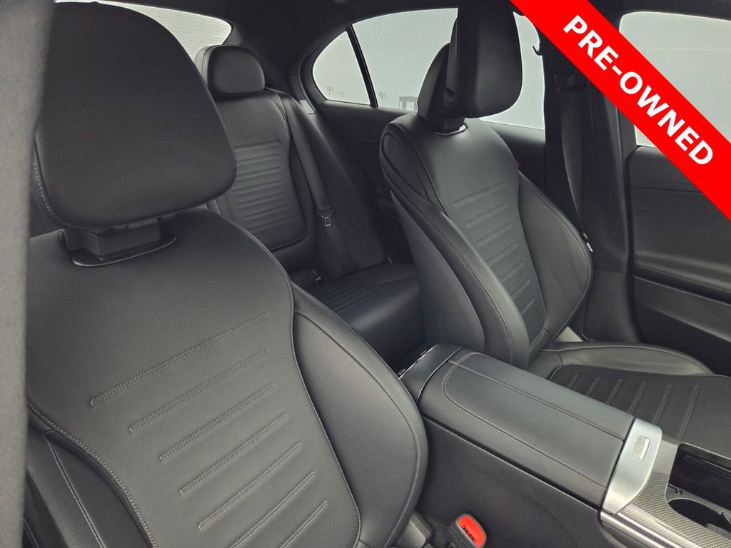 Used 2023 Mercedes-Benz C 300 Sedan image 17