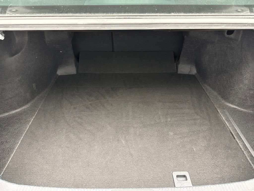 Used 2025 Toyota Camry SE FWD image 12
