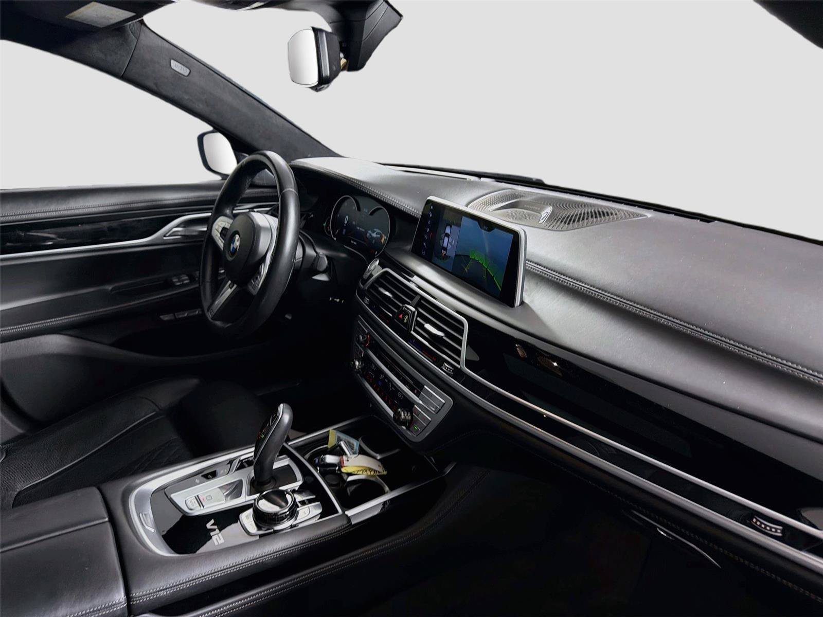Used 2018 BMW M760i xDrive AWD/4WD image 33