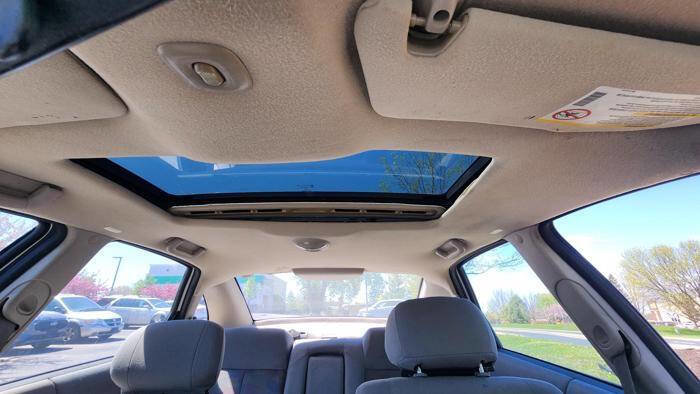 Used 2003 Saturn L-Series L200 w/ Sport Pkg FWD image 32
