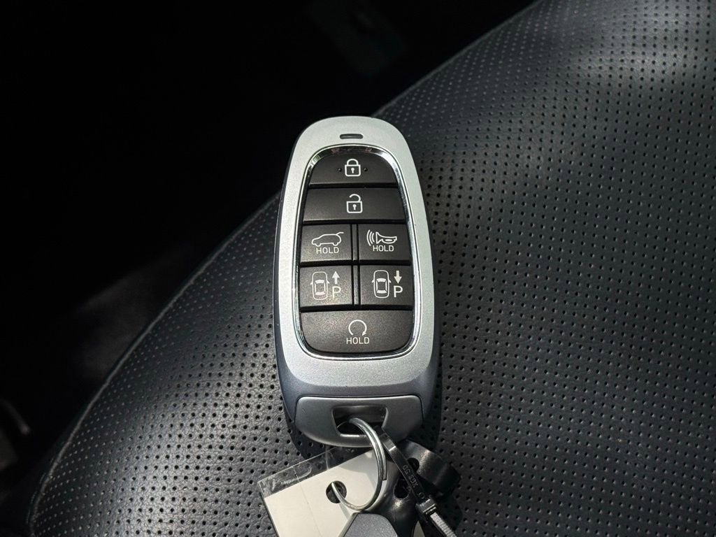 Used 2024 Hyundai Tucson Limited AWD/4WD image 36