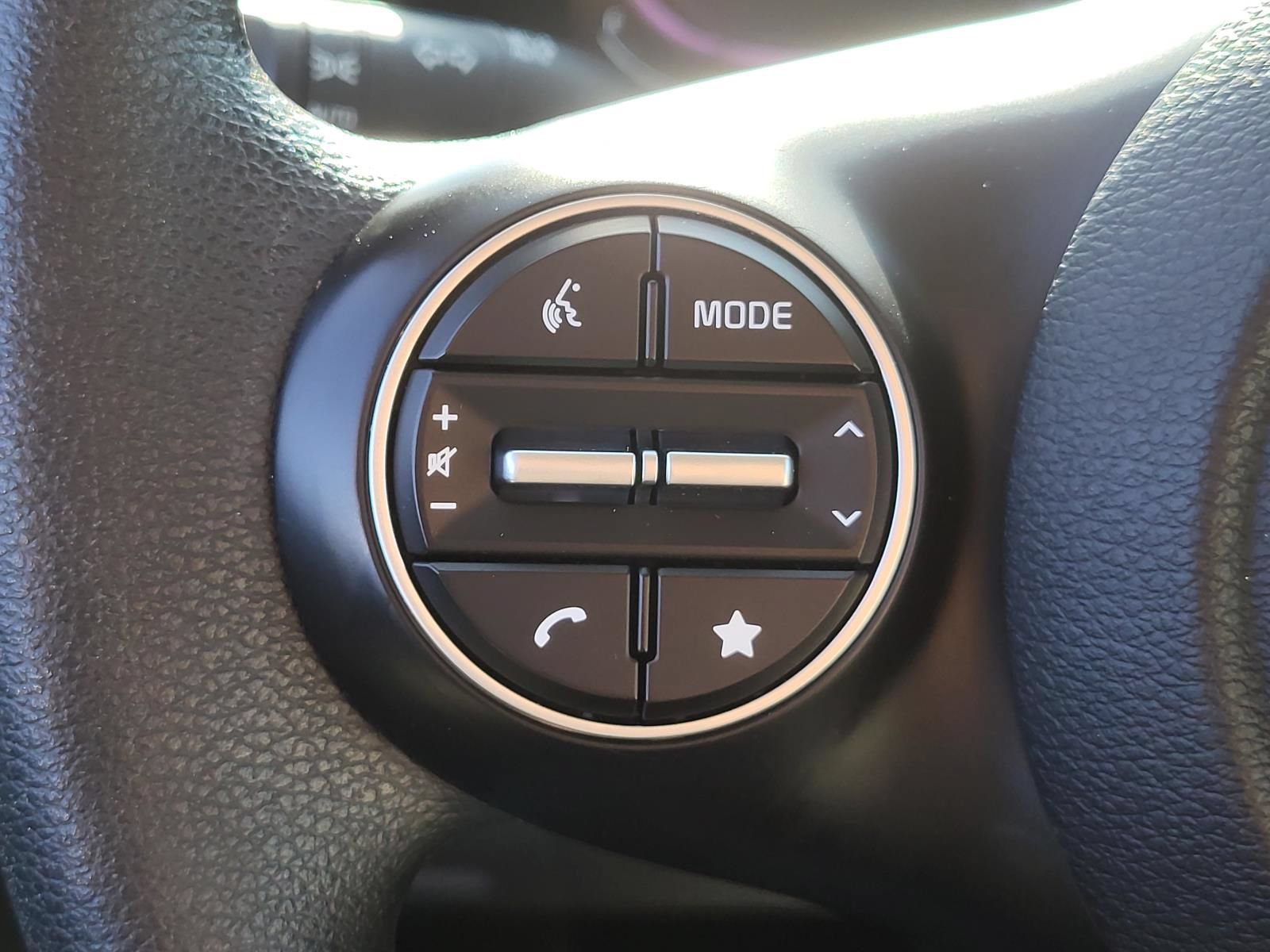 Used 2024 Kia Soul LX w/ Option Group 015 FWD image 26