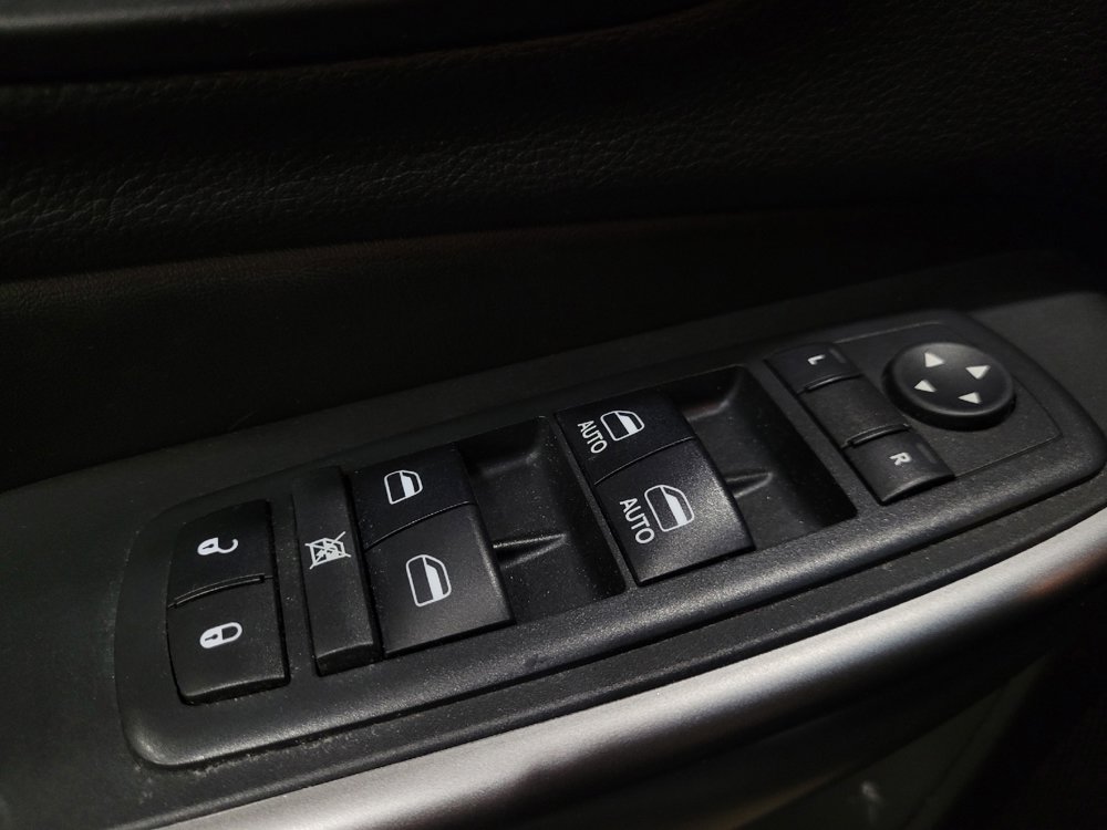 Used 2019 Jeep Cherokee Limited AWD/4WD image 27