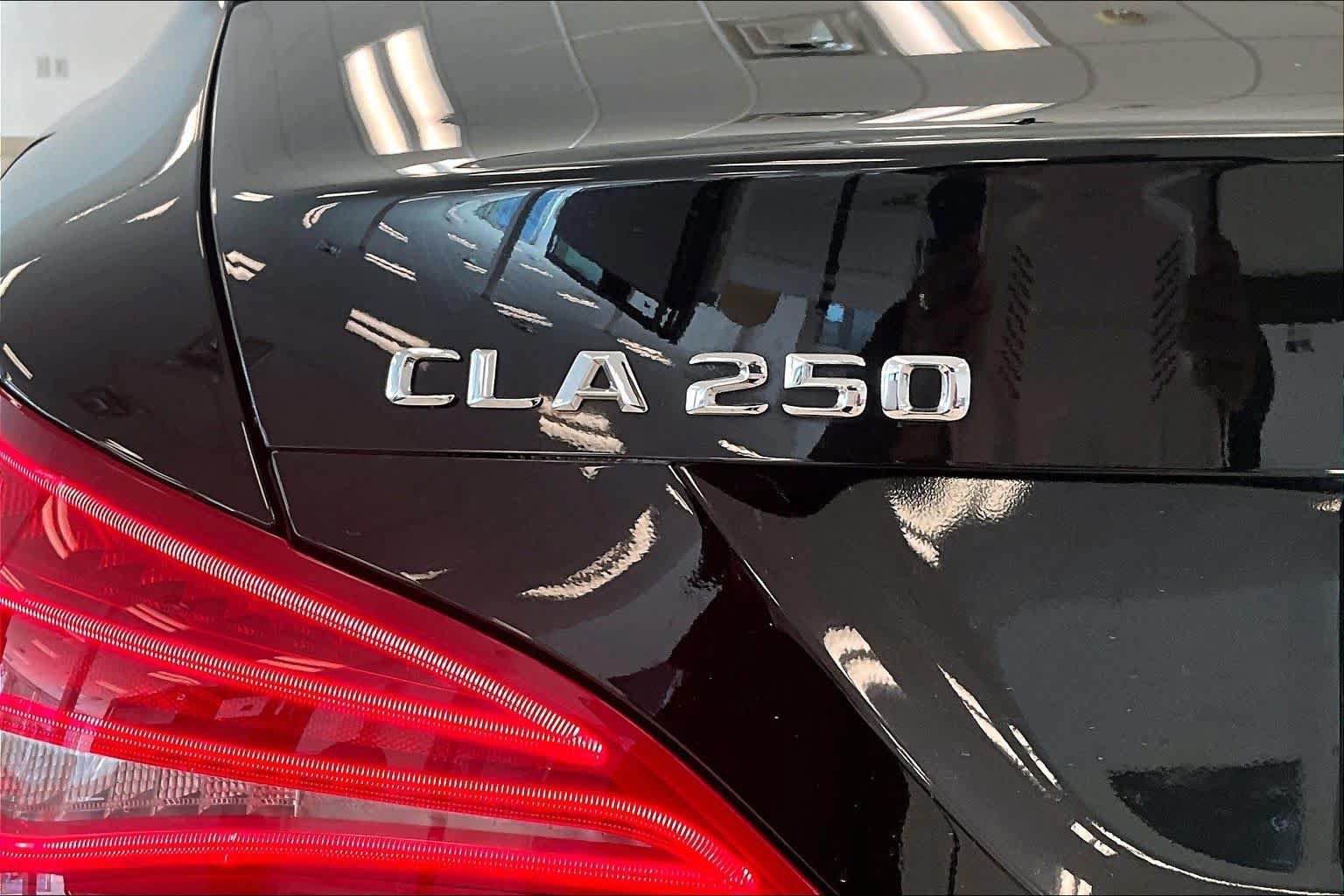 Used 2014 Mercedes-Benz CLA 250 image 27
