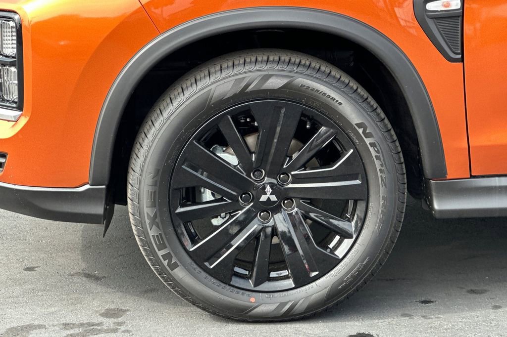 New 2025 Mitsubishi Outlander Sport LE image 24