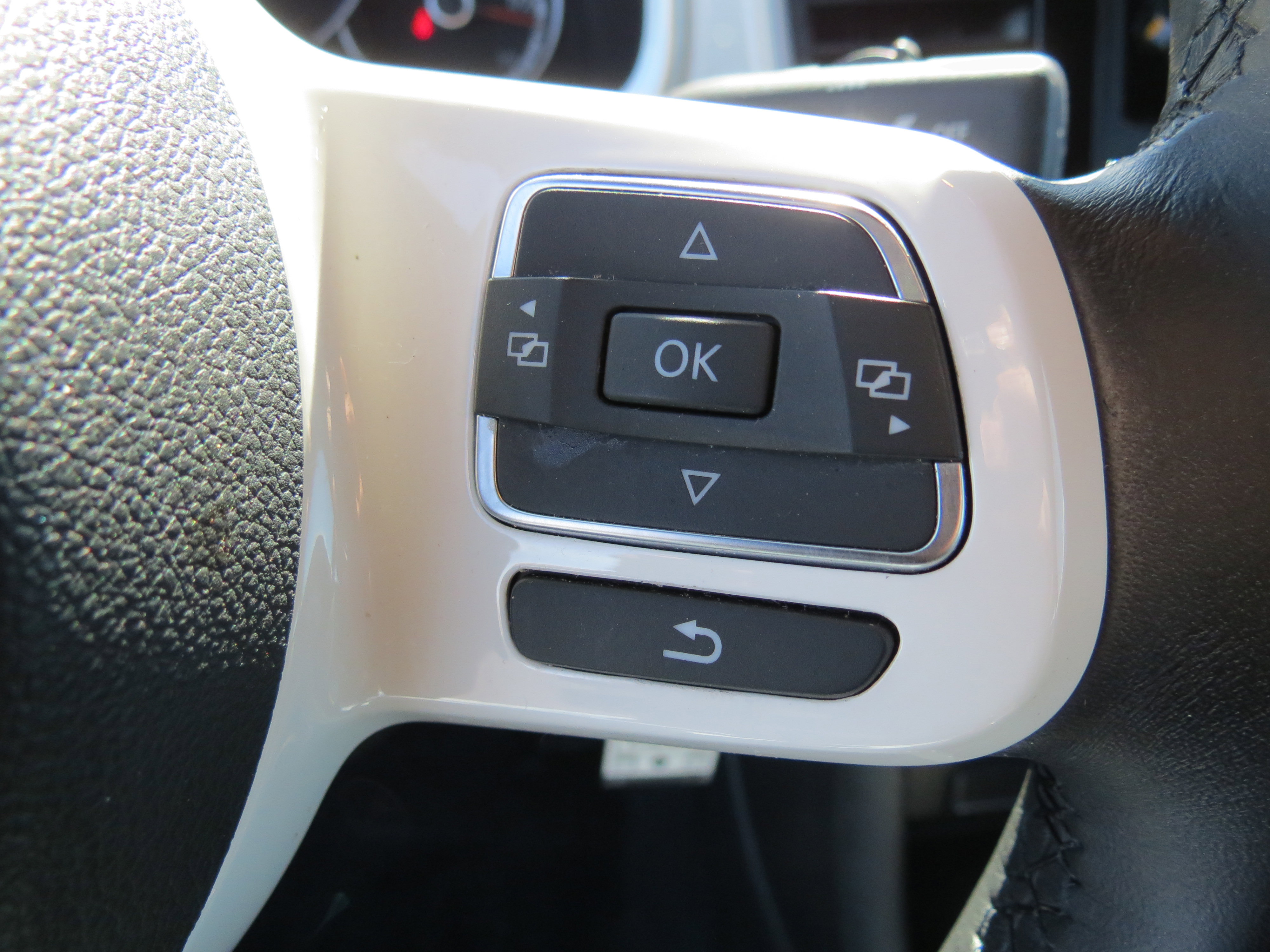 Used 2014 Volkswagen Beetle 2.5 image 13