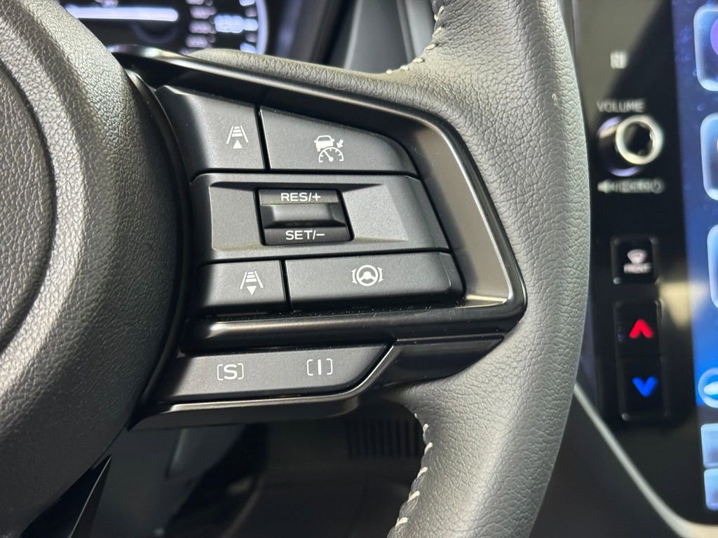 Used 2025 Subaru Forester Premium w/ Convenience Package #1 image 33