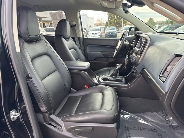 Used 2022 Chevrolet Colorado Z71 w/ Z71 Midnight Edition image 10