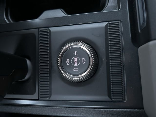 Used 2024 GMC Hummer EV 2X w/ LPO, Illumination Package image 28