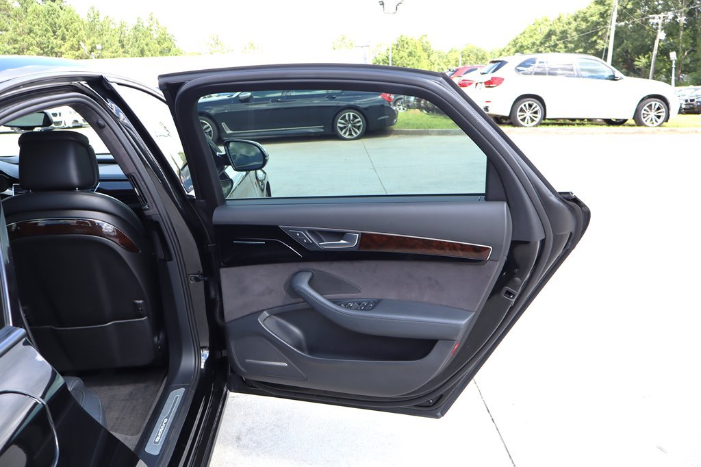 Used 2016 Audi A8 L TDI w/ Executive Package AWD/4WD image 42