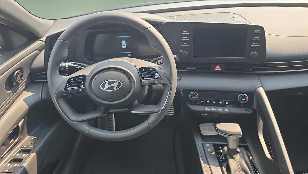 New 2026 Hyundai Elantra Sport FWD image 12