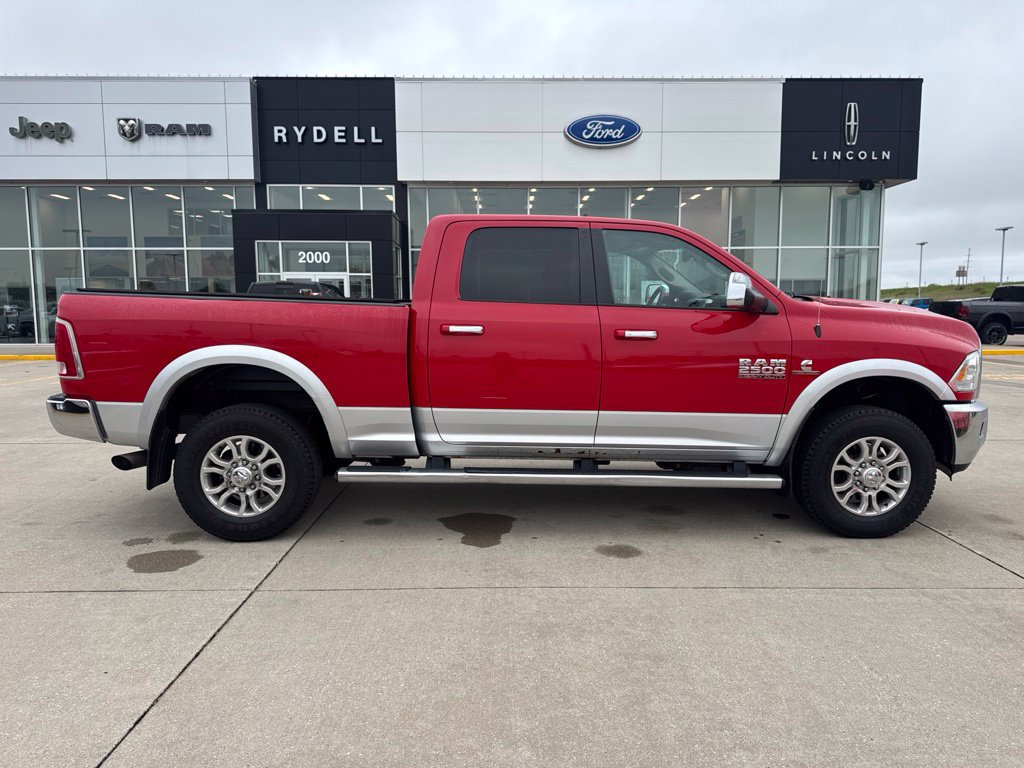 Used 2015 RAM 2500 Laramie w/ Convenience Group AWD/4WD image 2